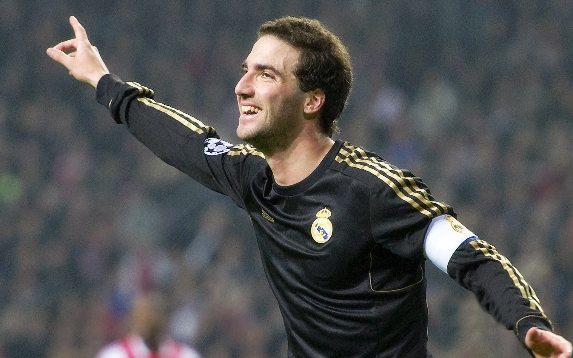 开云体育入口-切尔西主场小胜莱斯特城，继续追赶榜首，切尔西vs莱切斯特足总杯决赛